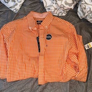 Men’s IZOD BUTTON DOWN BRAND NEW size medium